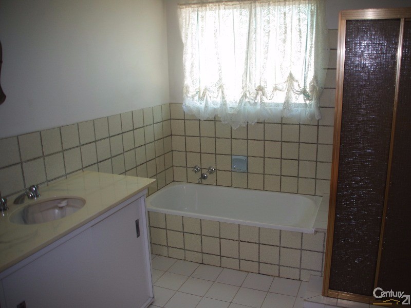 132 Coast Road, Moonta Bay SA 5558