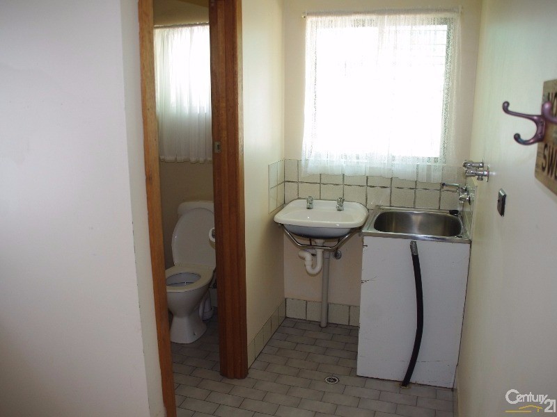 132 Coast Road, Moonta Bay SA 5558