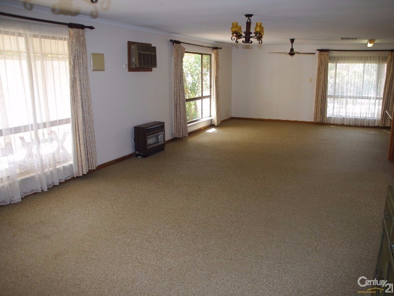 132 Coast Road, Moonta Bay SA 5558