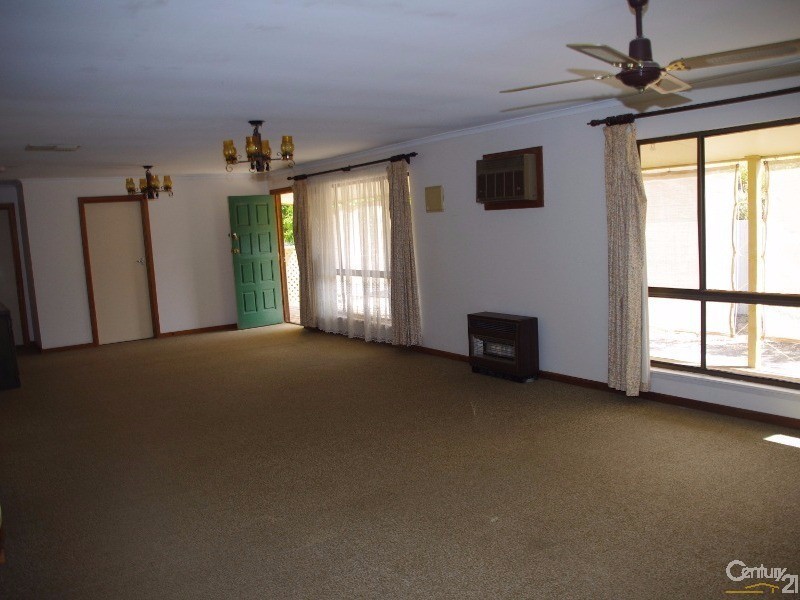 132 Coast Road, Moonta Bay SA 5558