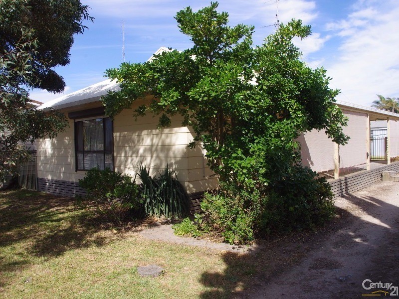 132 Coast Road, Moonta Bay SA 5558