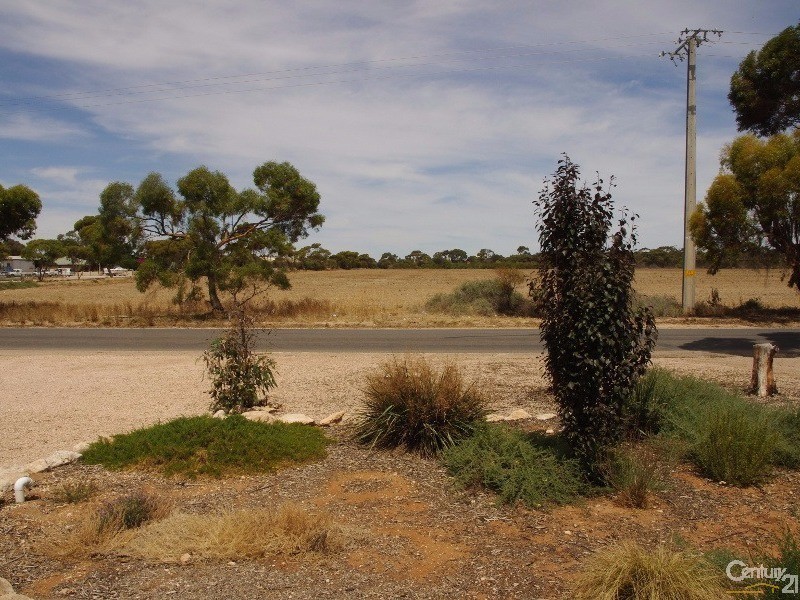 15 Crutchett Road, Moonta Bay SA 5558