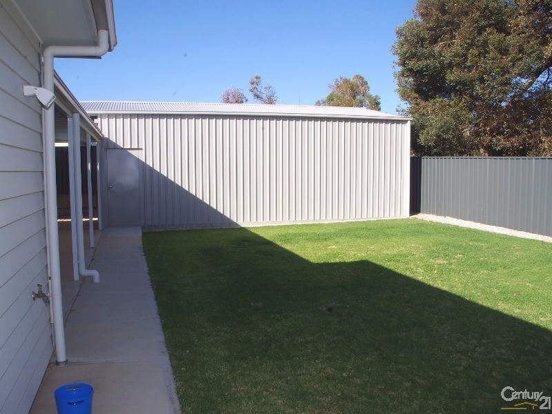 26 Moontana Avenue, Moonta Bay SA 5558