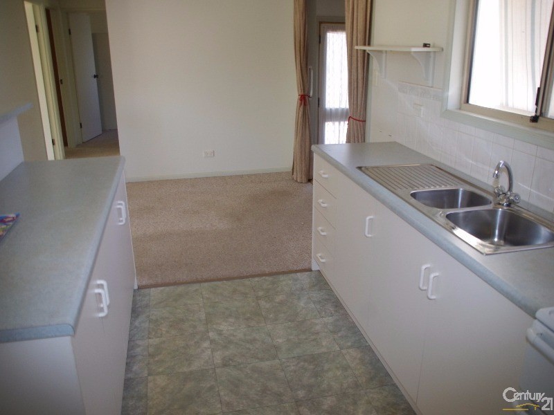 15 Monmouth Street, Moonta Bay SA 5558