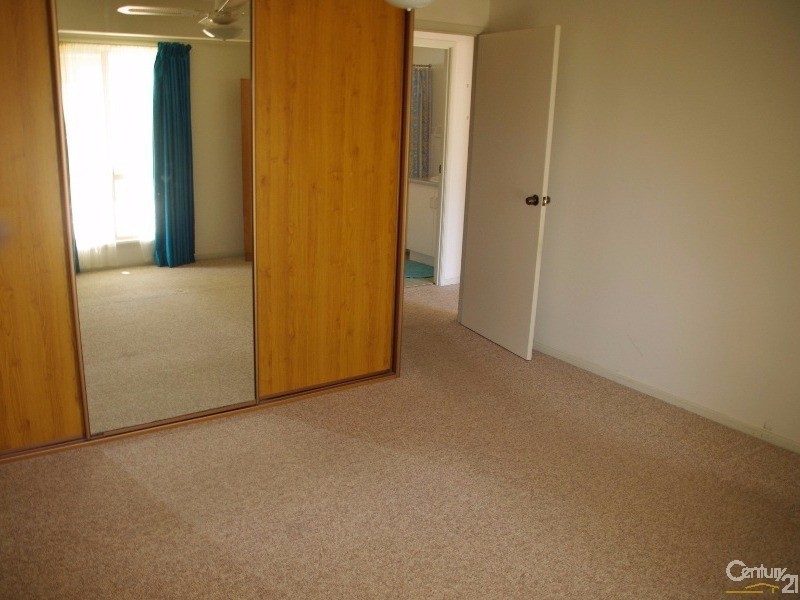 15 Monmouth Street, Moonta Bay SA 5558