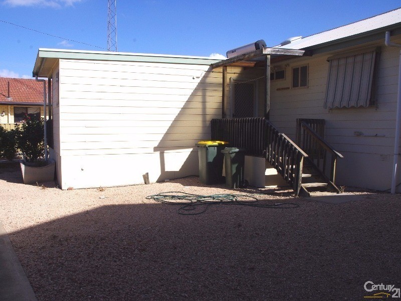 15 Monmouth Street, Moonta Bay SA 5558