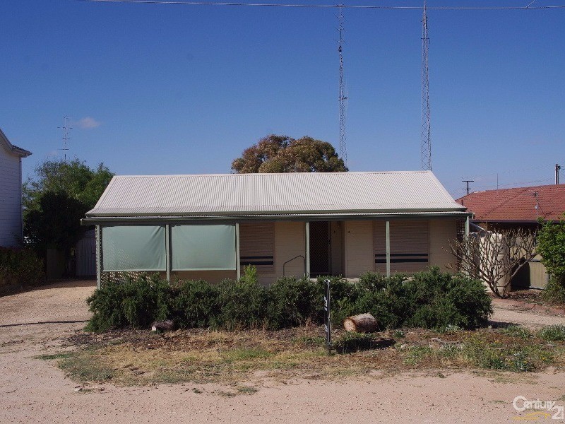 15 Monmouth Street, Moonta Bay SA 5558