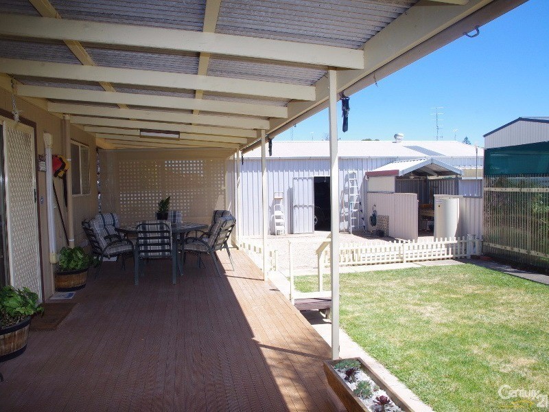15 Nankivell Street, Moonta Bay SA 5558