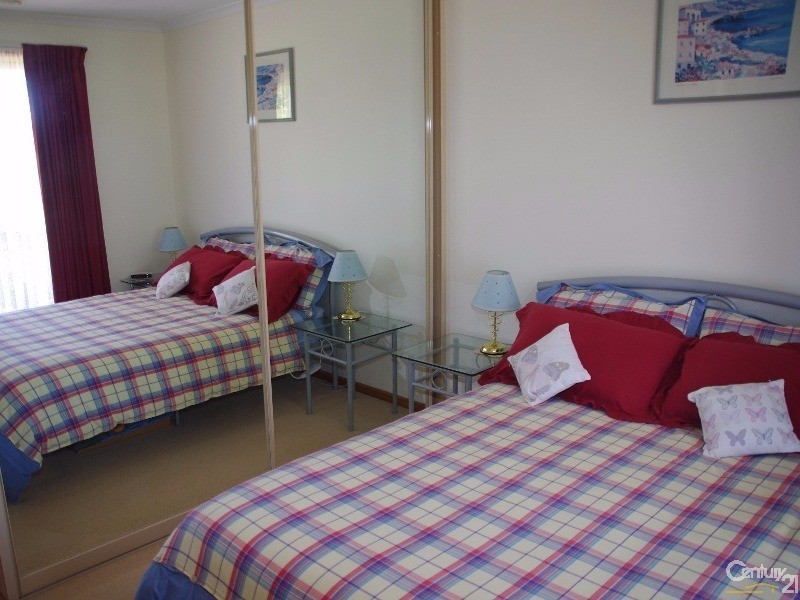 15 Nankivell Street, Moonta Bay SA 5558