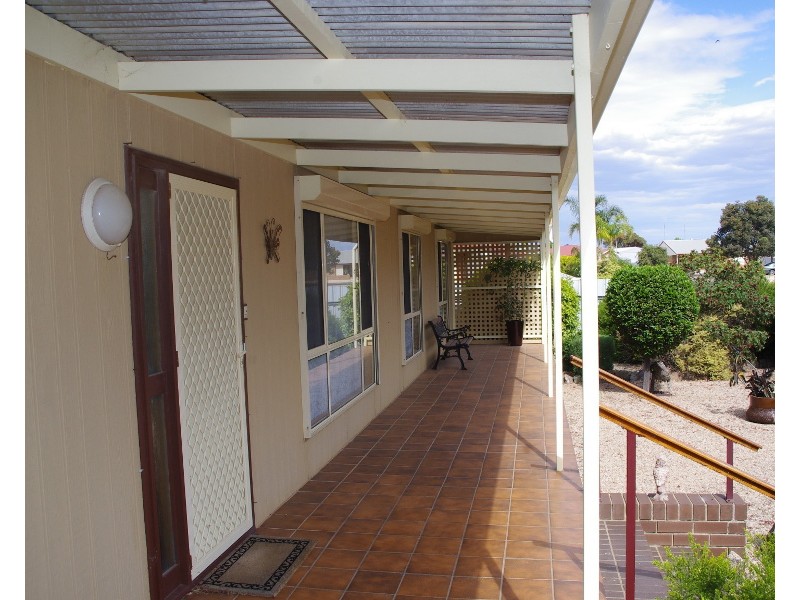 15 Nankivell Street, Moonta Bay SA 5558