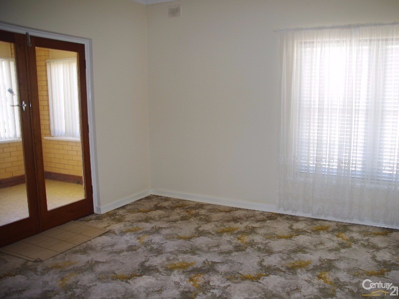 18 Milne Terrace, Moonta SA 5558