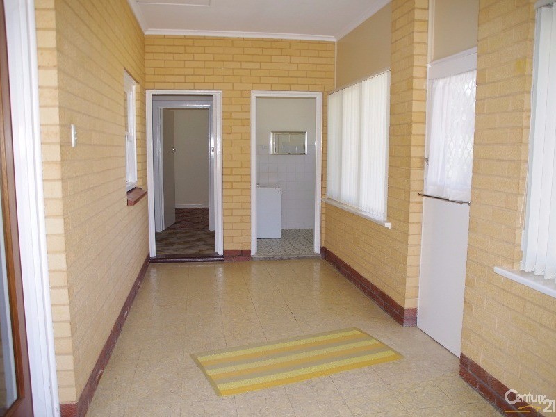 18 Milne Terrace, Moonta SA 5558