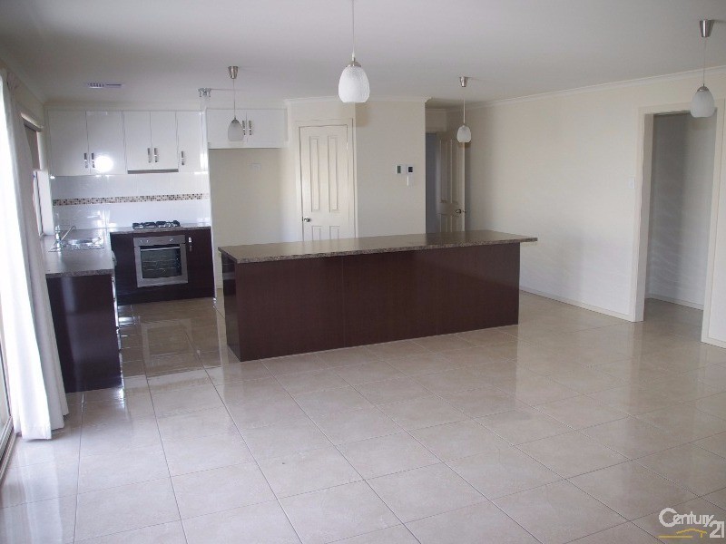 9 Willard Street, Moonta Bay SA 5558