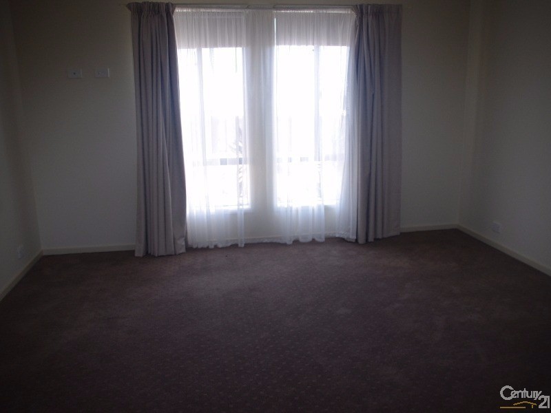 9 Willard Street, Moonta Bay SA 5558