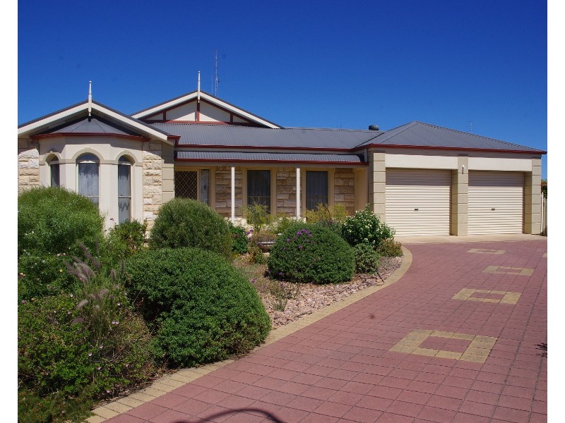 13 Harbison Street, Moonta Bay SA 5558