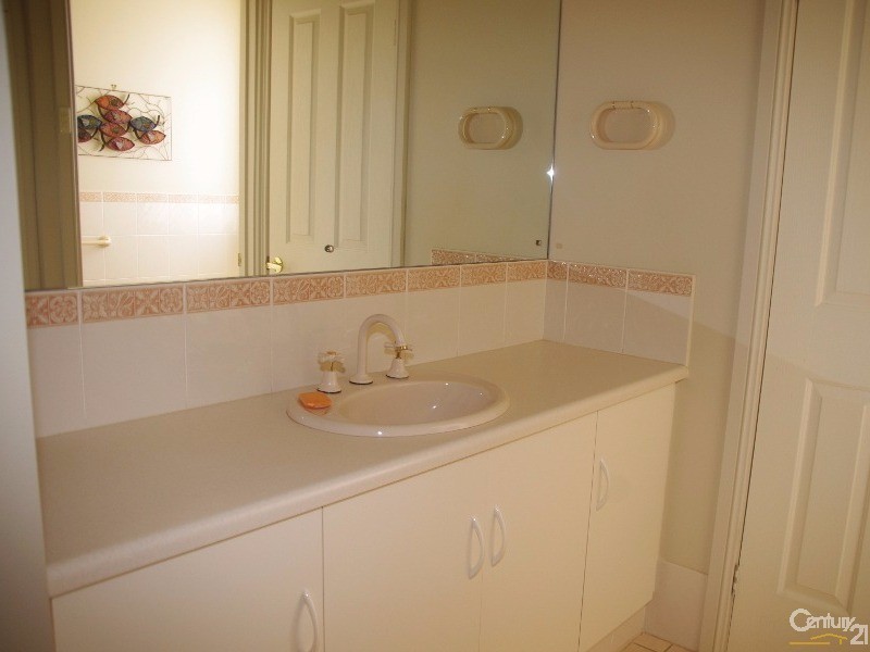 13 Harbison Street, Moonta Bay SA 5558