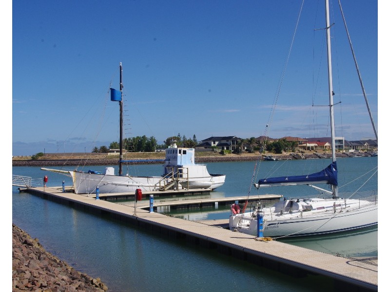 15 Inverness Way, Wallaroo SA 5556