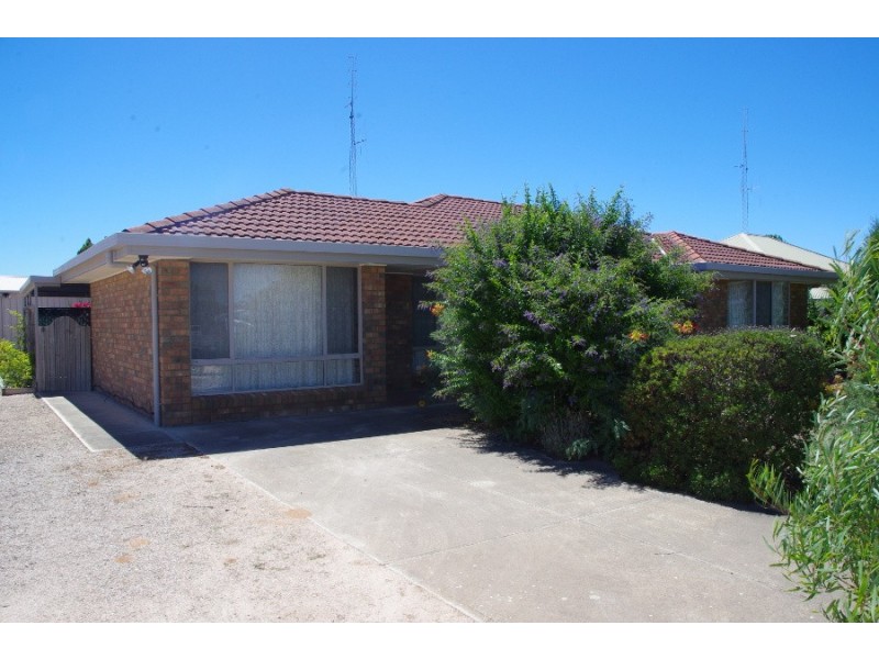 88 Bay Road, Moonta Bay SA 5558