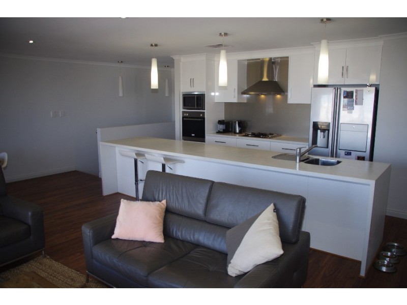 2 Par Court, Port Hughes SA 5558
