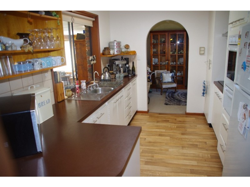 132 Bay Road, Moonta Bay SA 5558