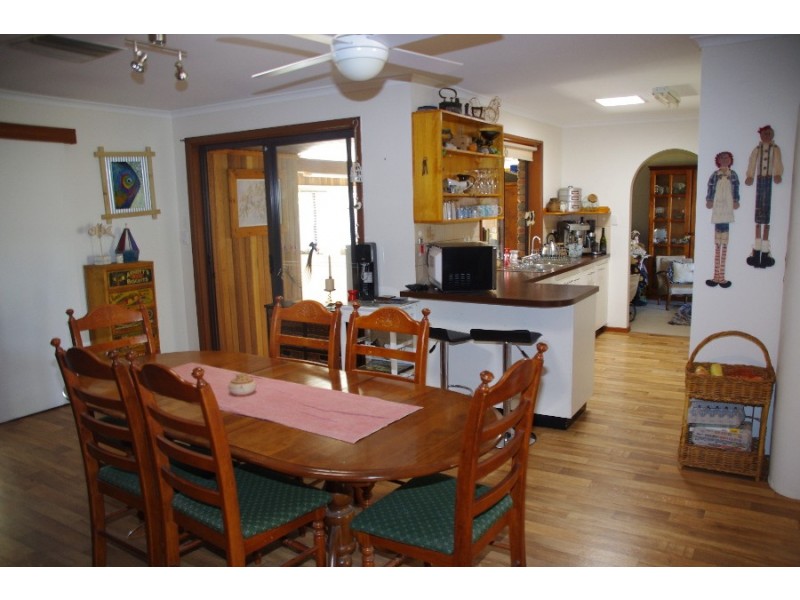 132 Bay Road, Moonta Bay SA 5558