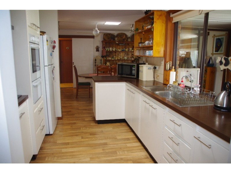 132 Bay Road, Moonta Bay SA 5558