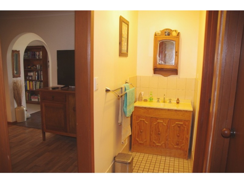 132 Bay Road, Moonta Bay SA 5558