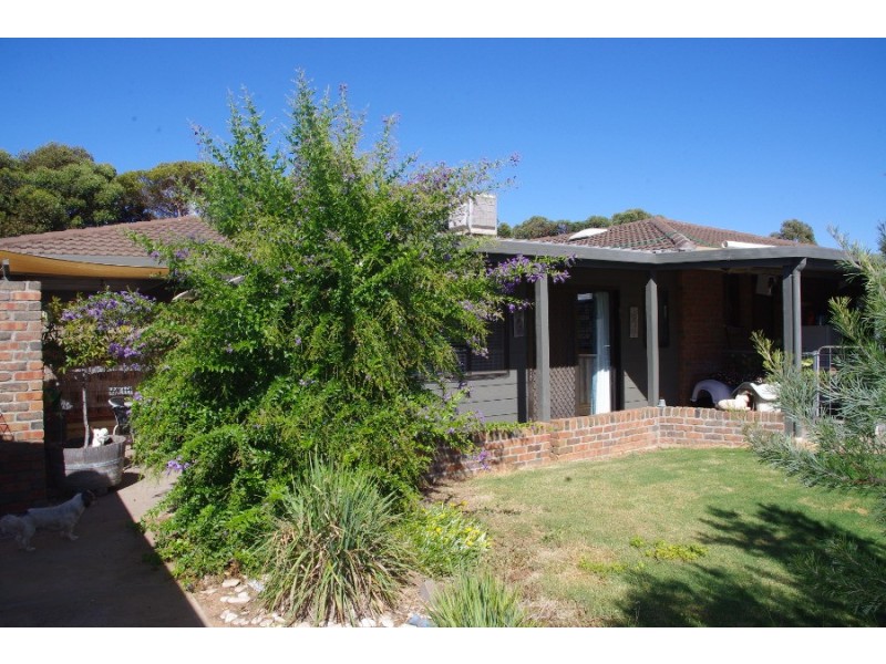 132 Bay Road, Moonta Bay SA 5558