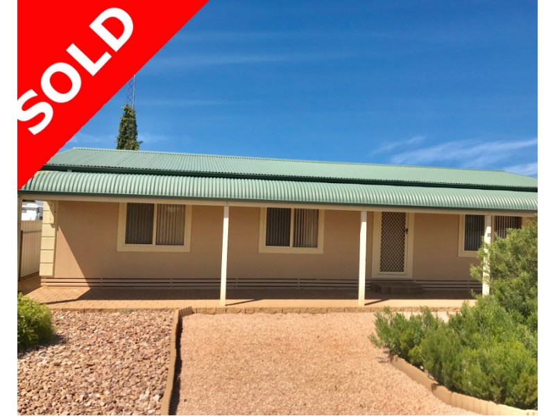 10 Calstock Street, Moonta Bay SA 5558