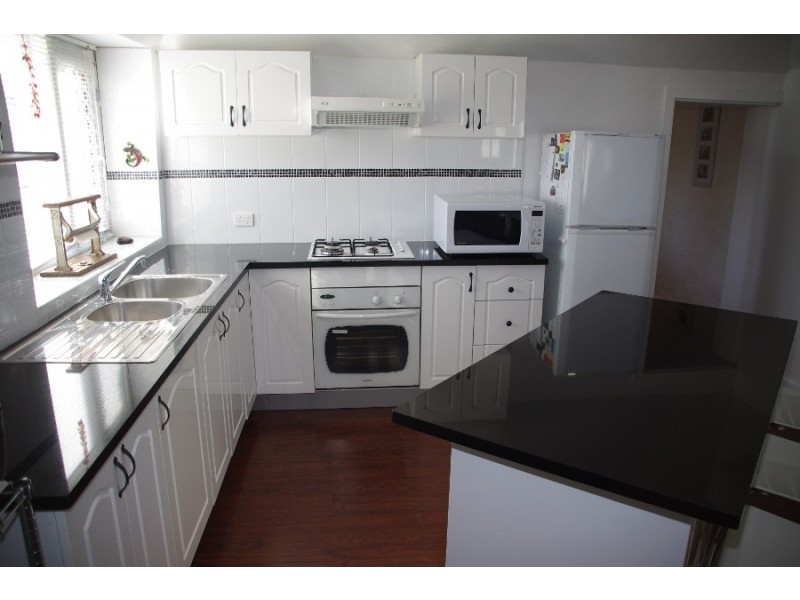 72 Kadina Road, Moonta SA 5558