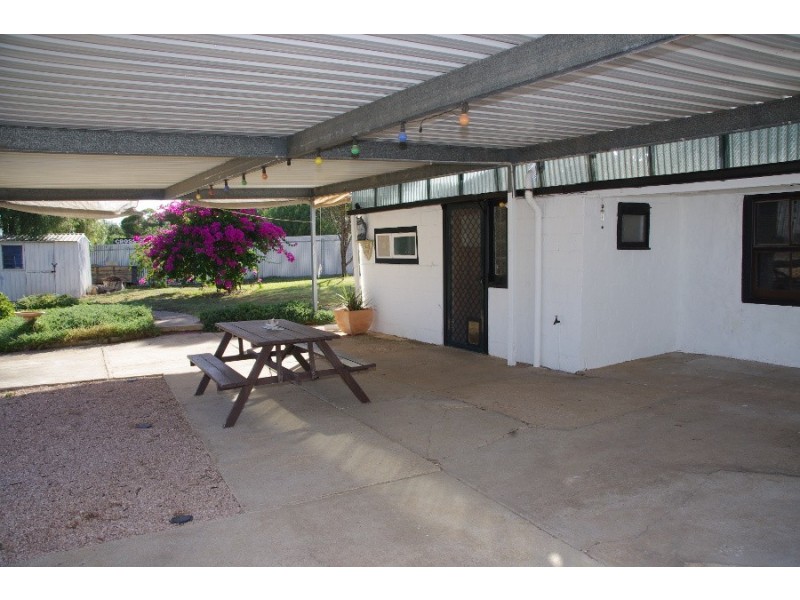 72 Kadina Road, Moonta SA 5558