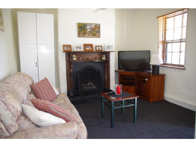 72 Kadina Road, Moonta SA 5558