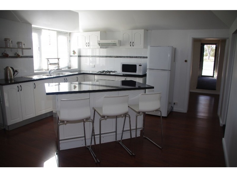 72 Kadina Road, Moonta SA 5558