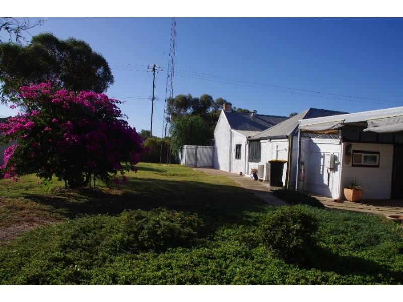 72 Kadina Road, Moonta SA 5558