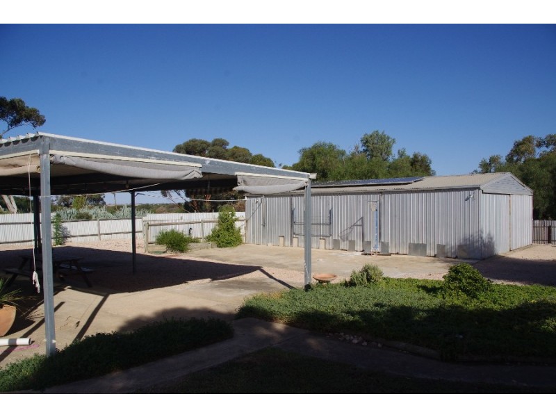 72 Kadina Road, Moonta SA 5558