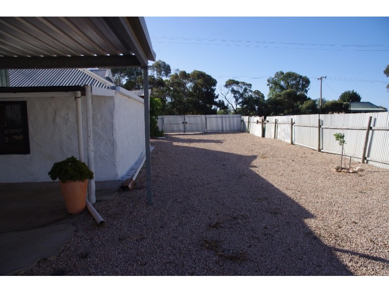 72 Kadina Road, Moonta SA 5558
