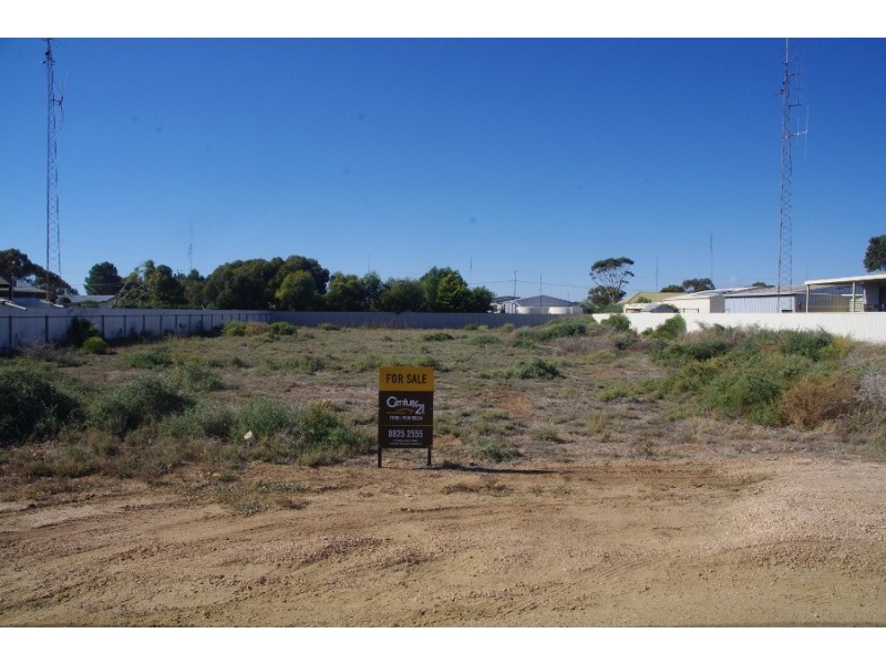 25 Moonta Road, Moonta Bay SA 5558