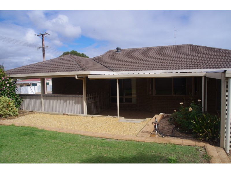 1  Cornwall Street, Wallaroo SA 5556