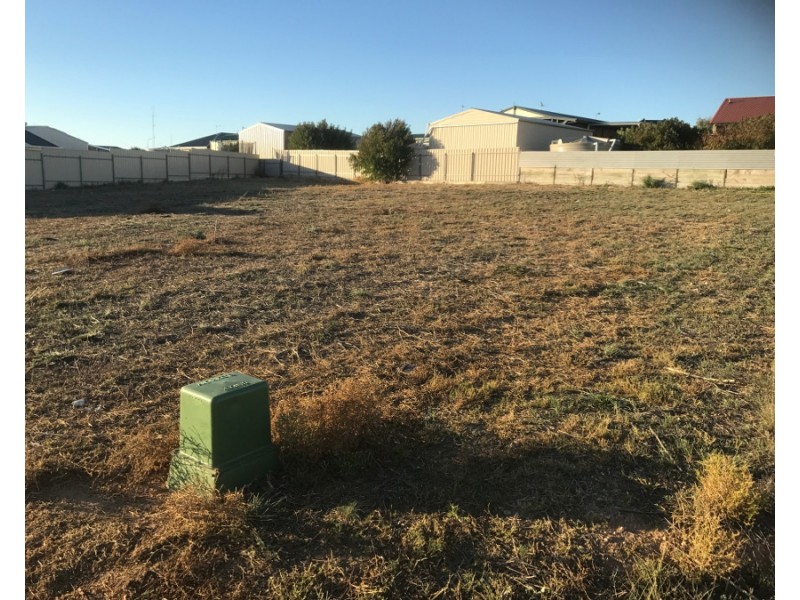 38 Stocker Street, Moonta Bay SA 5558