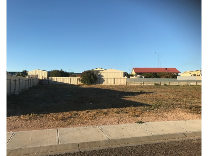 38 Stocker Street, Moonta Bay SA 5558