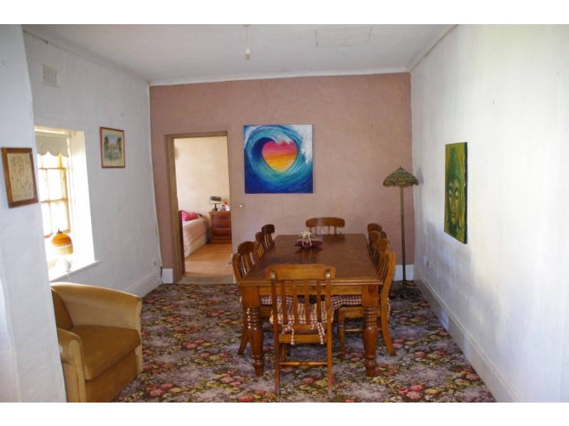 14 Harvey Street, Moonta Mines SA 5558