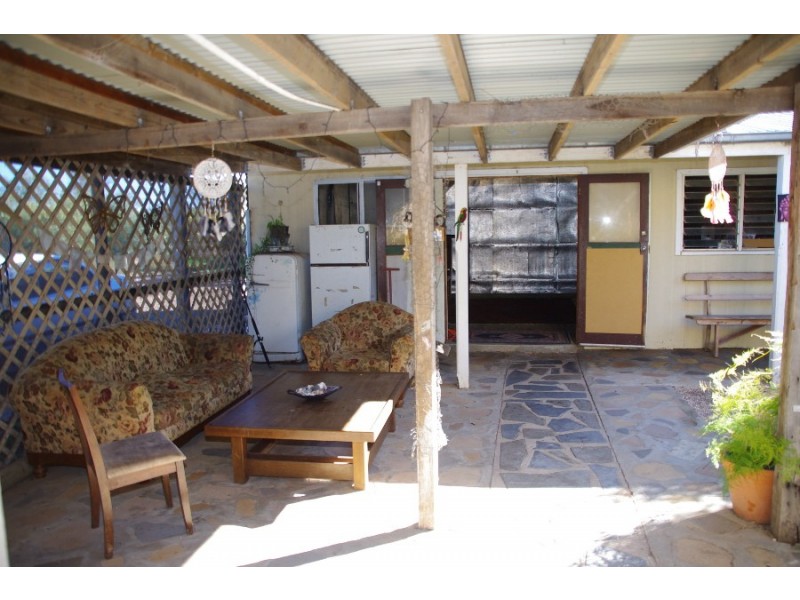 14 Harvey Street, Moonta Mines SA 5558