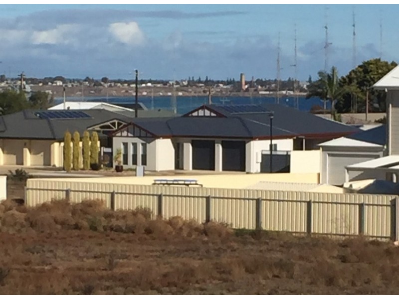 7 Harding Street, North Beach SA 5556