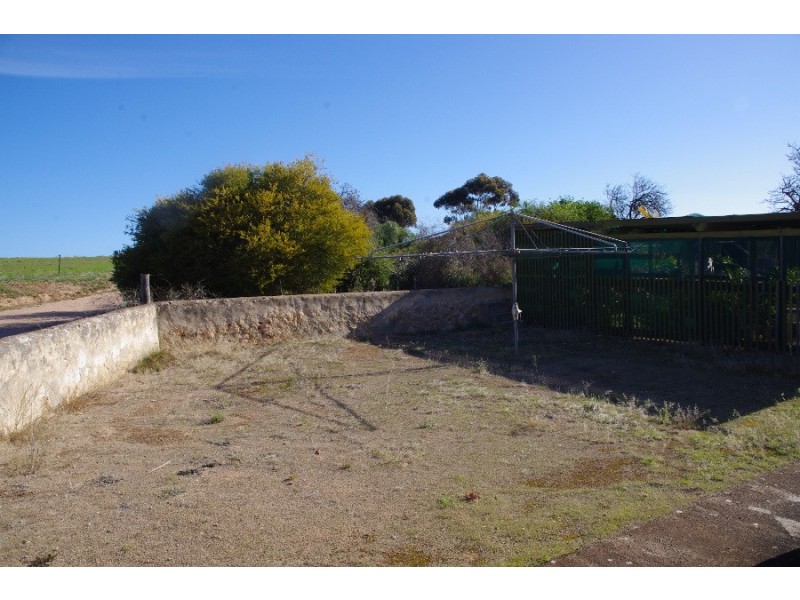 35 Searle Lane, Moonta Mines SA 5558