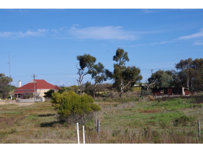 35 Searle Lane, Moonta Mines SA 5558