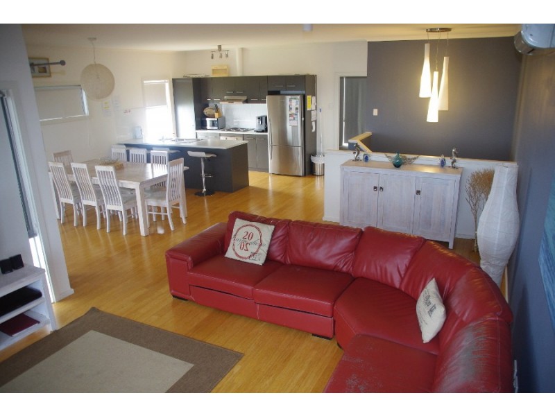 3 Seaview Road, Moonta Bay SA 5558