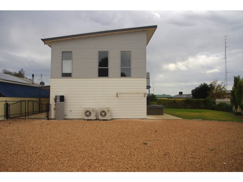 3 Seaview Road, Moonta Bay SA 5558