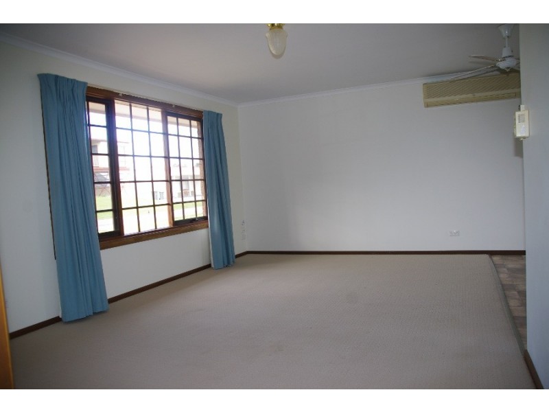 8b Percy Street, Moonta Bay SA 5558