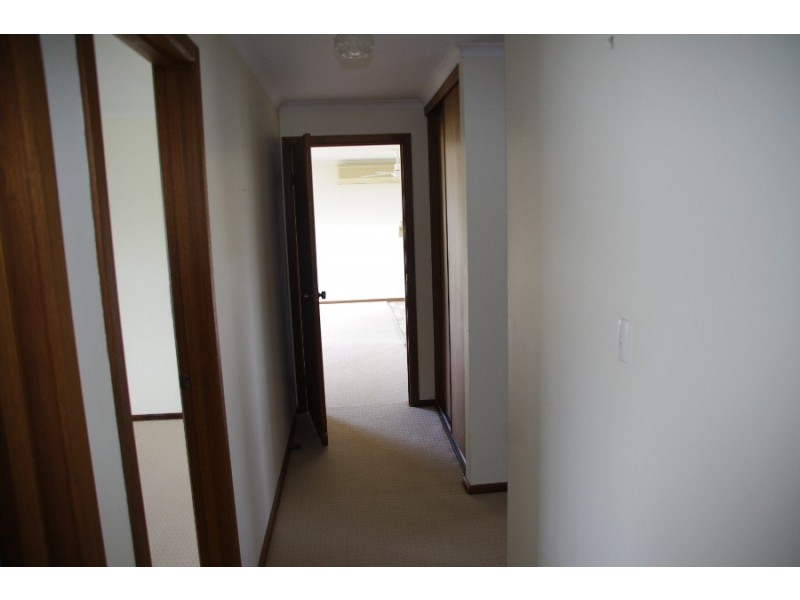 8b Percy Street, Moonta Bay SA 5558