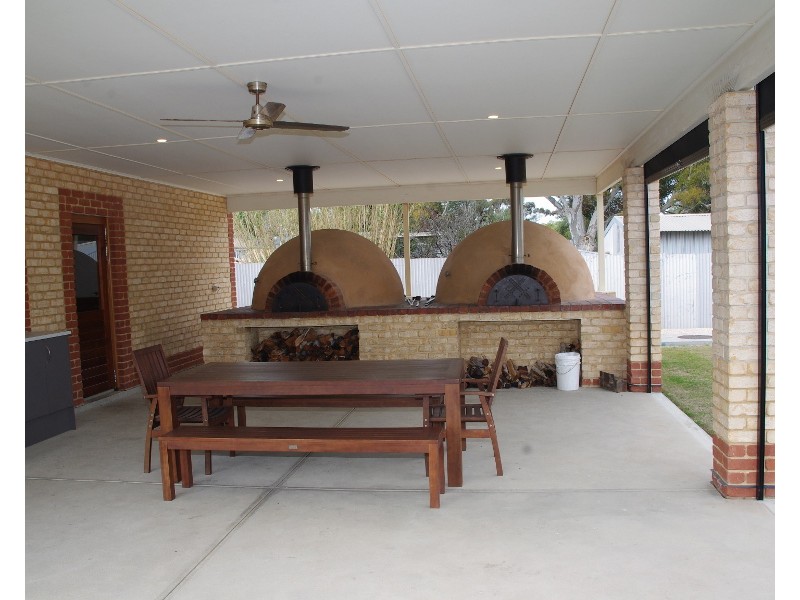 62  Kadina Road, Moonta SA 5558